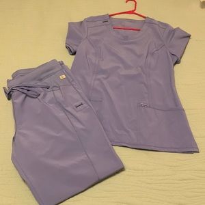 Women’s Cherokee infinity scrubs set